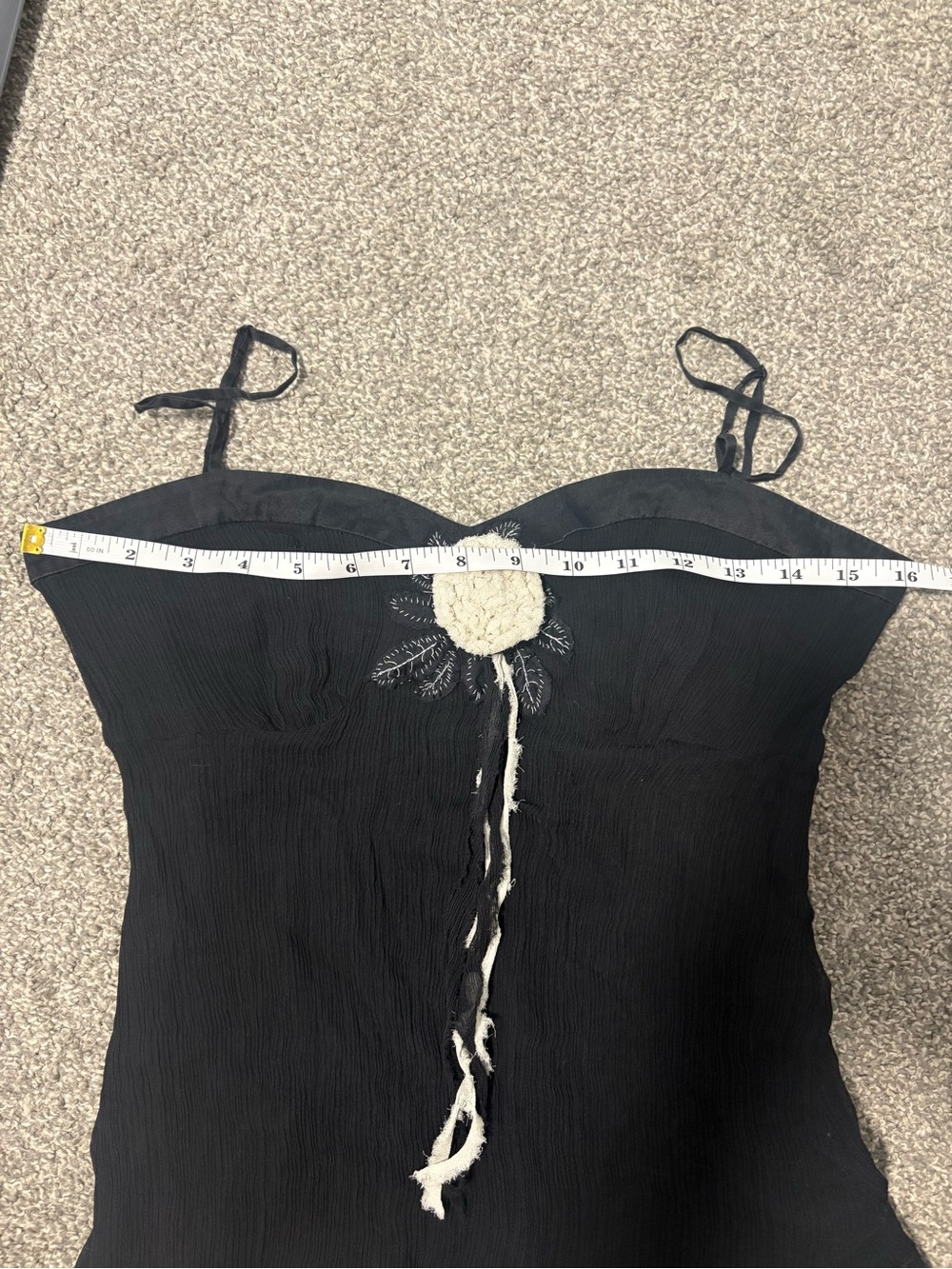 White House Black Market Black Crinkle Silk Cami With Rosette Women’s Size Small - Picture 11 of 13